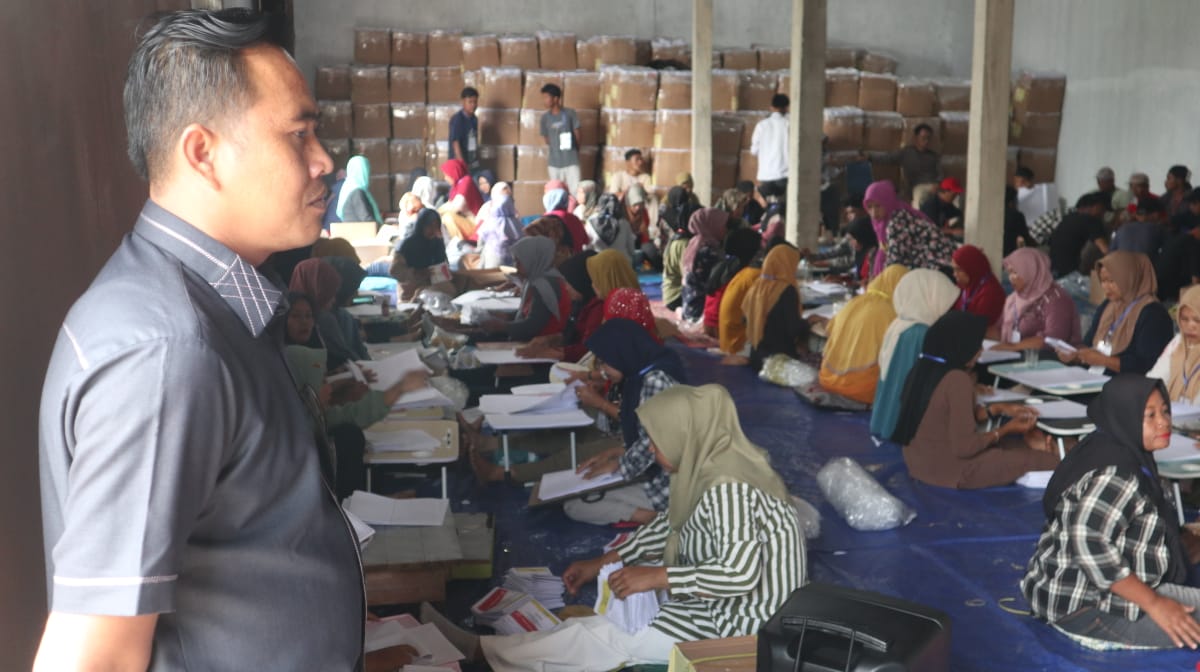 Anggota Badan Pengawas Pemilu (Bawaslu) Kabupaten Tanggamus, Ikhwanuddin.