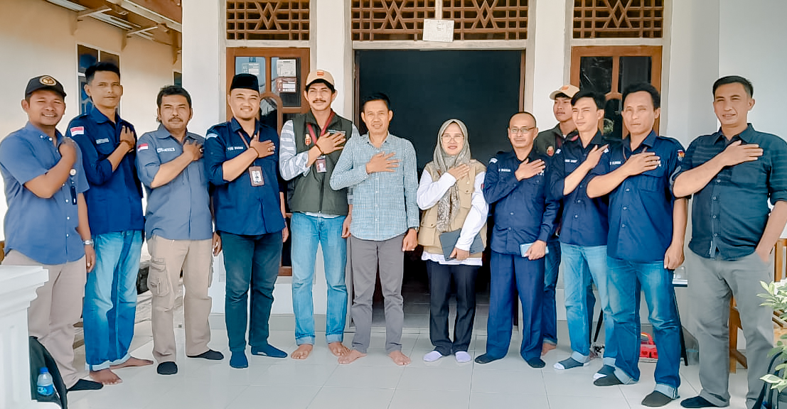 JAGA KEABSAHAN PROSES DEMOKRASI, BAWASLU LAKSANAKAN PENGAWASAN COKLIT DI KECAMATAN BULOK 