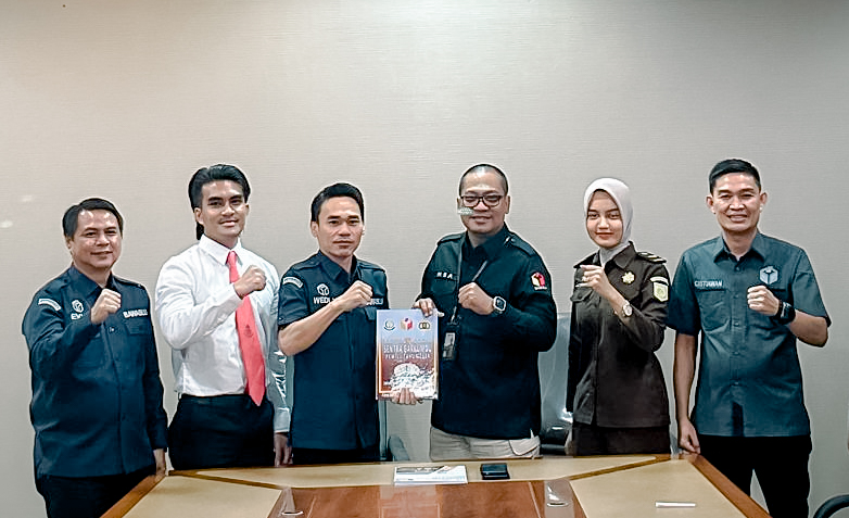 Bawaslu Kabupaten Tanggamus Serahkan Laporan Akhir Sentra Gakkumdu