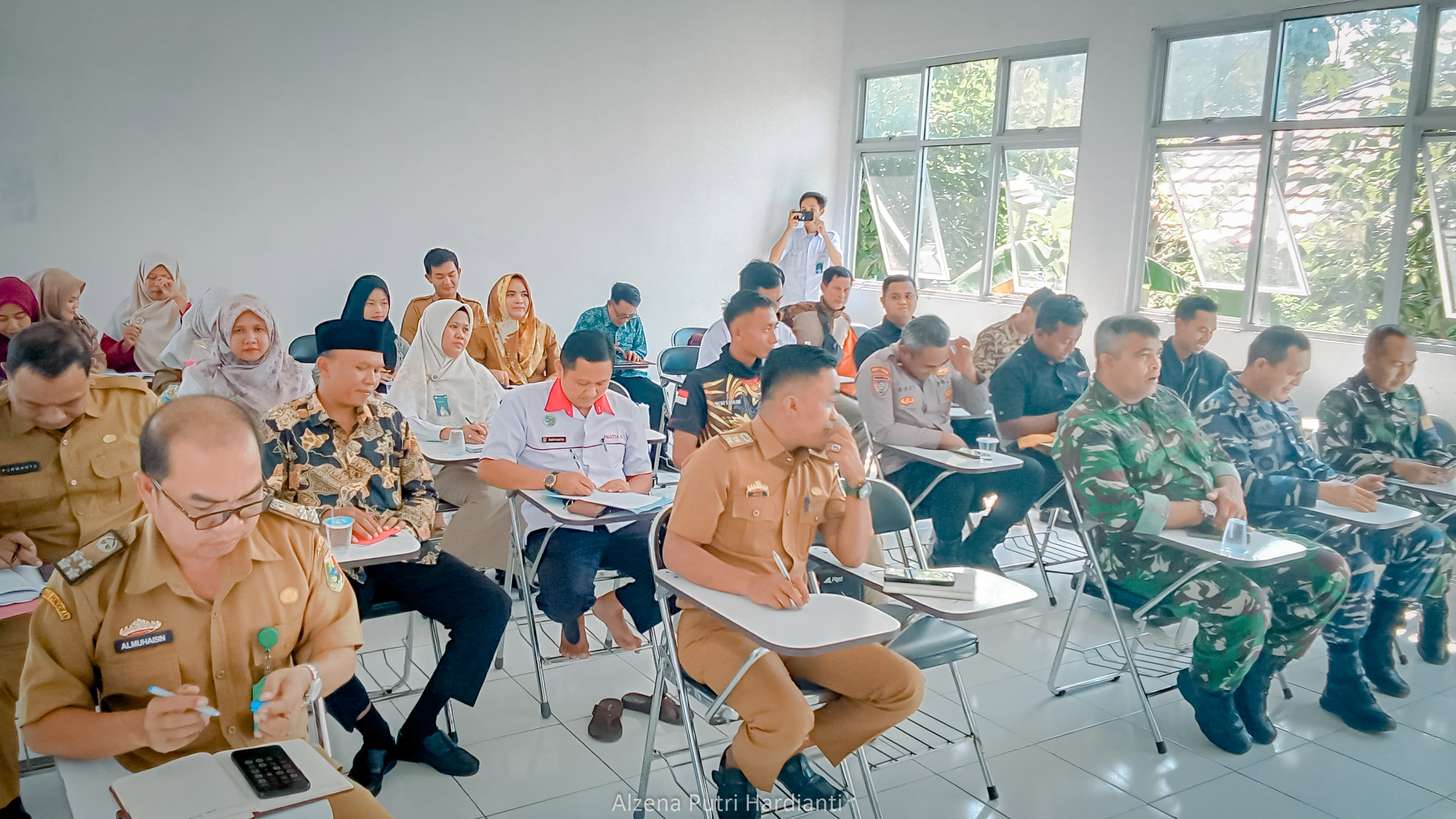 Bawaslu Tanggamus Hadiri Rapat Pembentukan Panitia dan Persiapan Pelantikan Saka-Sako 2025