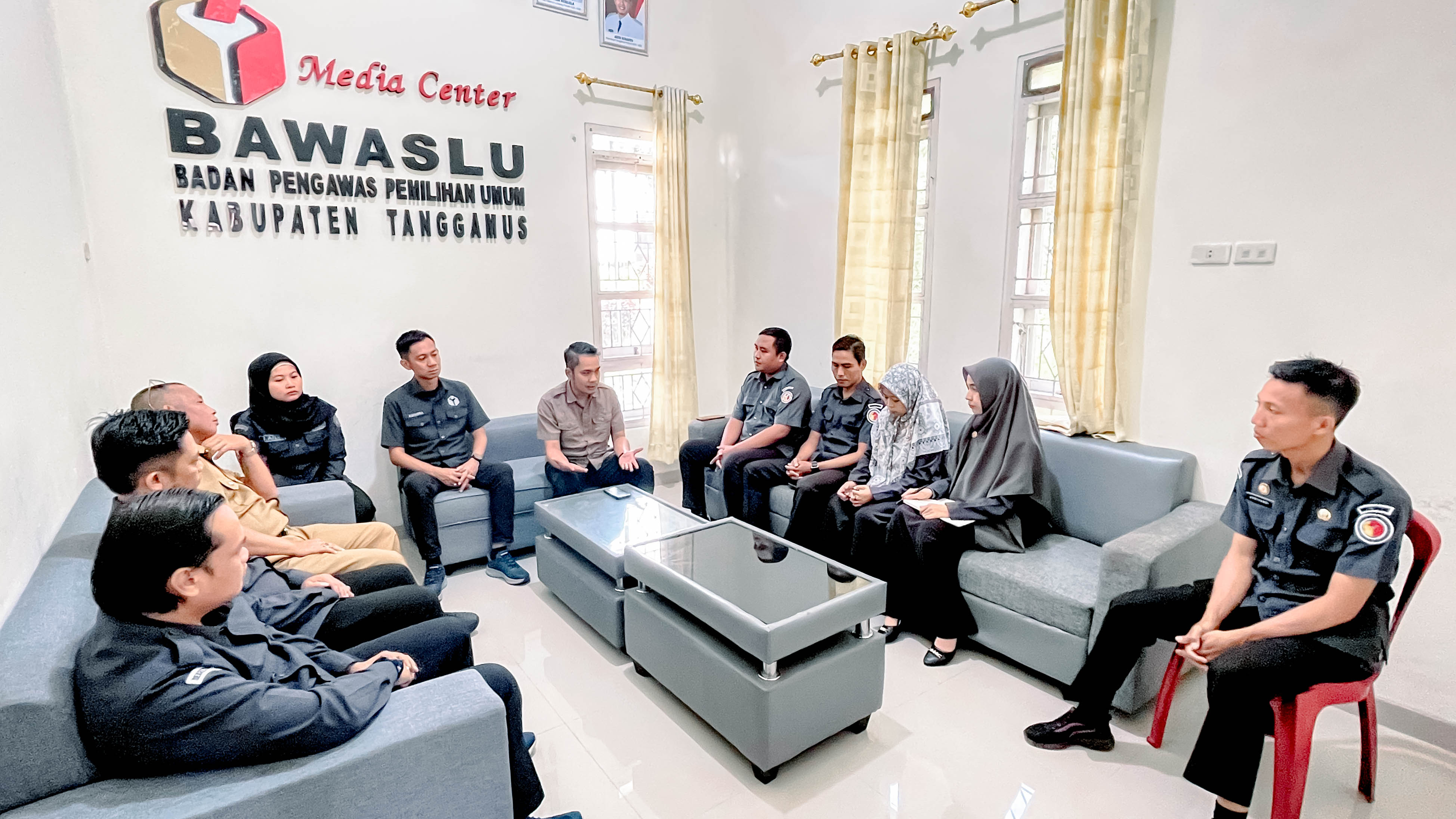 Bawaslu Kabupaten Tanggamus Gelar Rapat Persiapan Pengawasan Coktas DPB