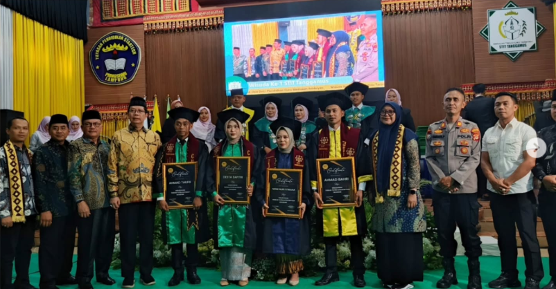 Bawaslu Kabupaten Tanggamus Dukung Dunia Pendidikan, Hadiri Wisuda STIT Tanggamus