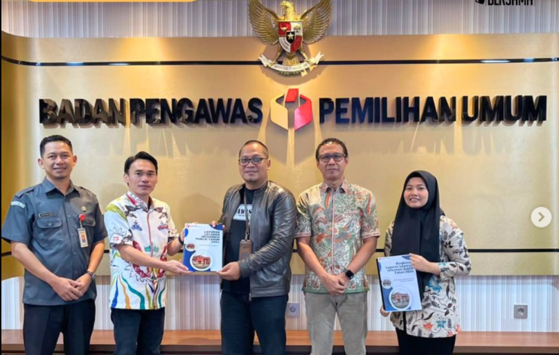 Bawaslu Kabupaten Tanggamus Serahkan Laporan Layanan Informasi Publik Pasca Pilkada 2024 ke Bawaslu RI