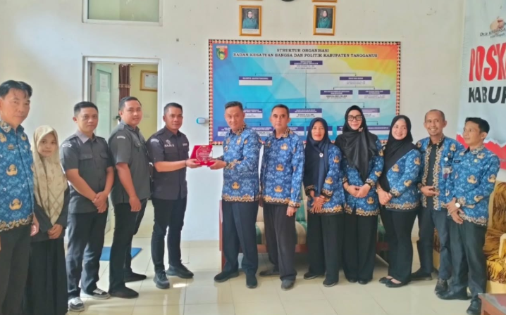 BAWASLU KABUPATEN TANGGAMUS JALIN AUDIENSI DENGAN KESBANGPOL UNTUK PERKUAT SINERGI PASCA-PEMILIHAN