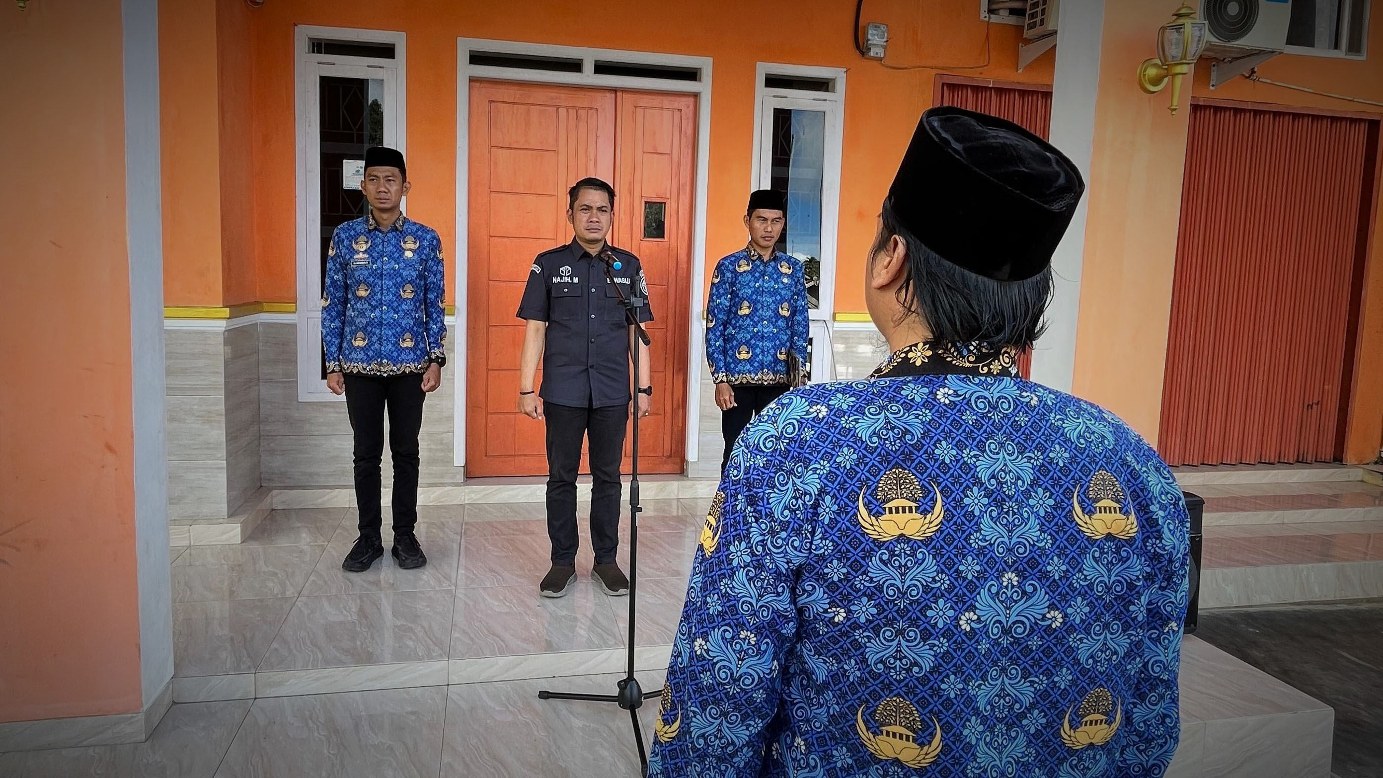 Peringati HUT ke-54 KORPRI, Najih Mustofa Ajak Pegawai Bawaslu Tanggamus Perkuat Rasa Syukur dan Profesionalitas