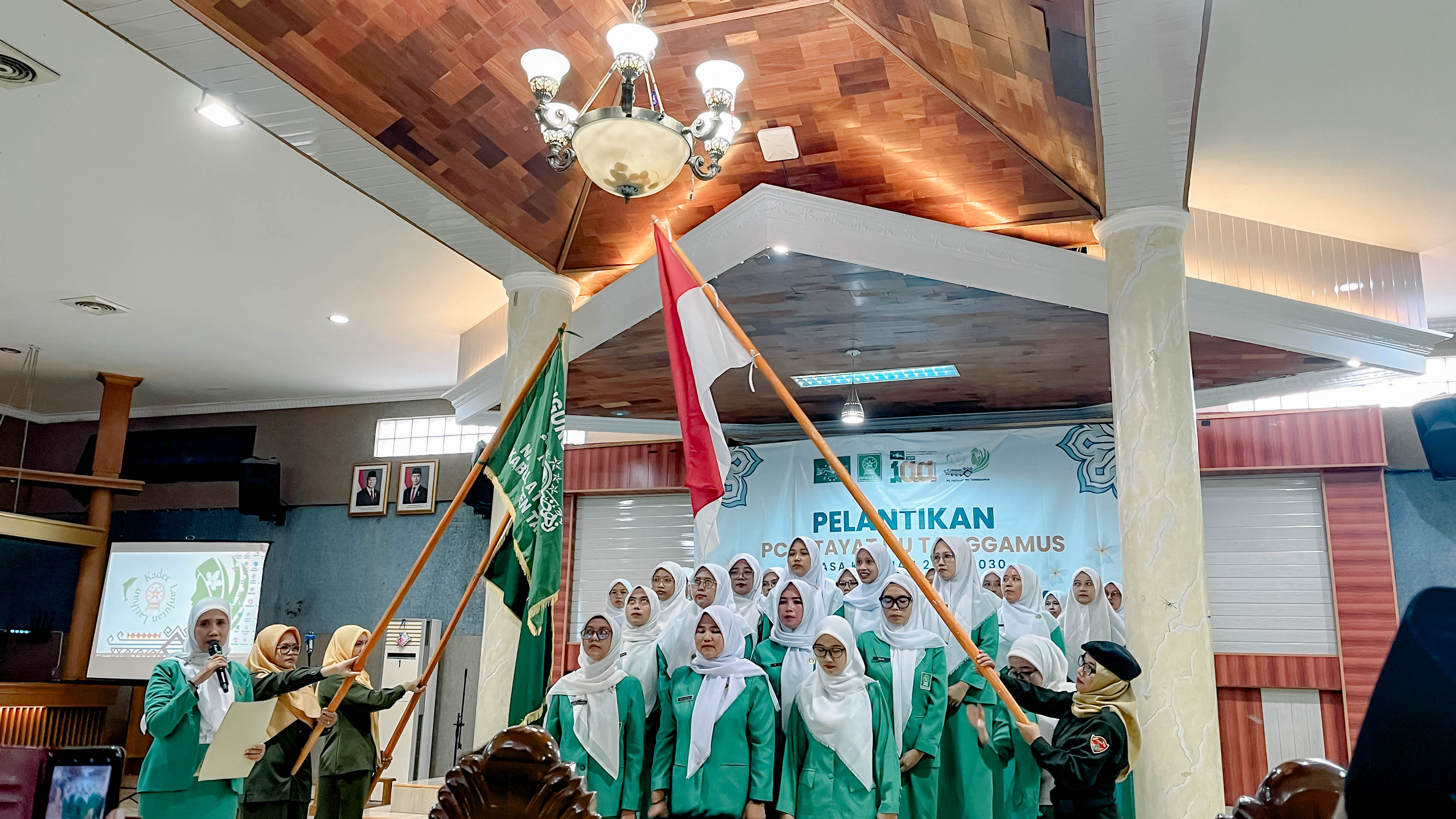 Bawaslu Tanggamus Hadiri Pelantikan PC Fatayat NU Masa Khidmah 2025–2030