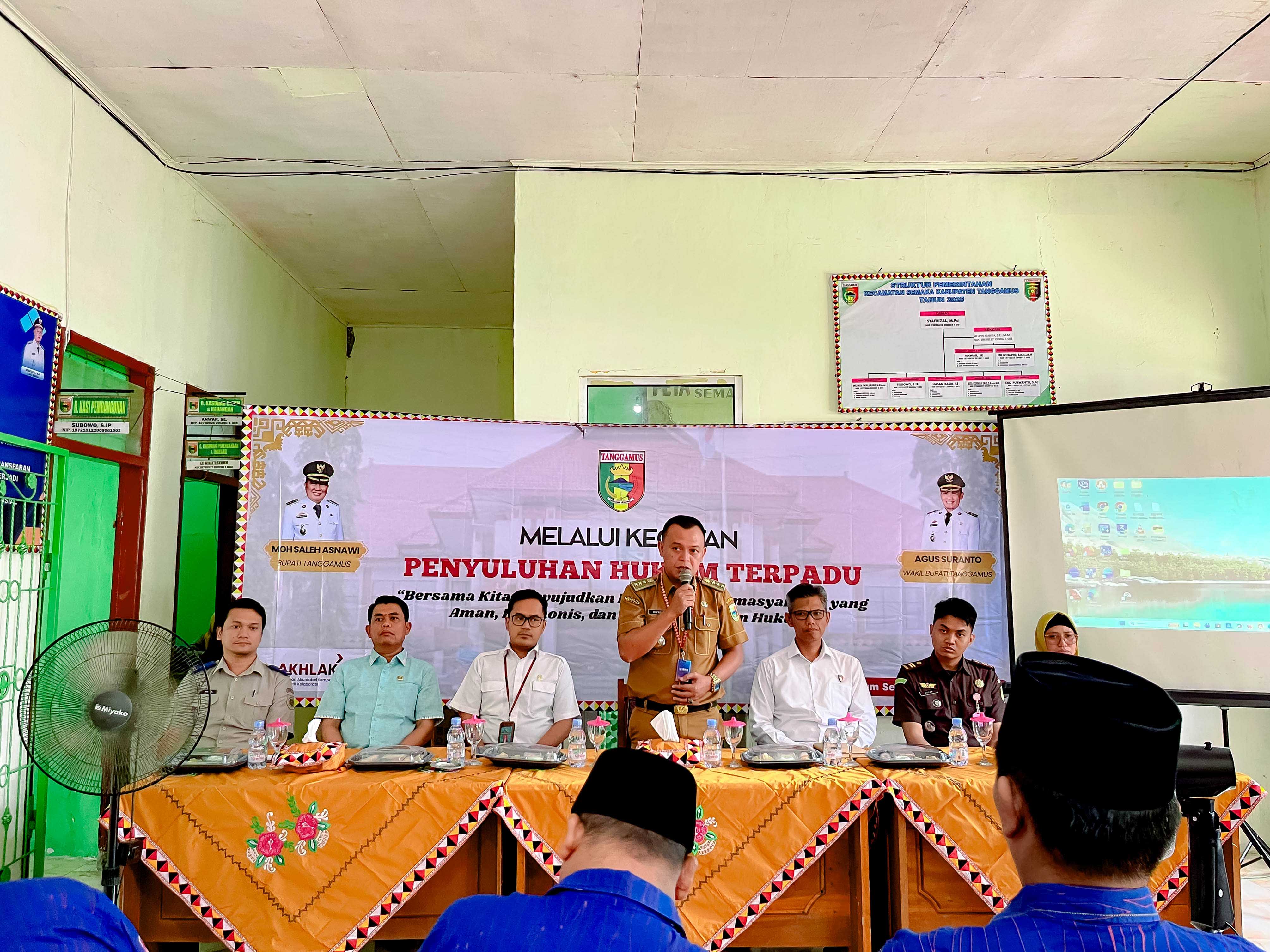 Bawaslu Tanggamus Hadiri Penyuluhan Hukum Terpadu di Kecamatan Semaka