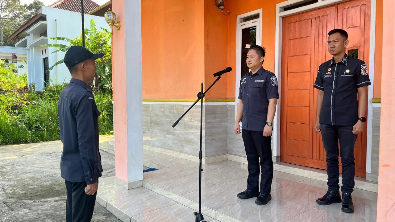 Bawaslu Kabupaten Tanggamus Gelar Apel Rutin, Perkuat Disiplin dan Tanggung Jawab Pegawai