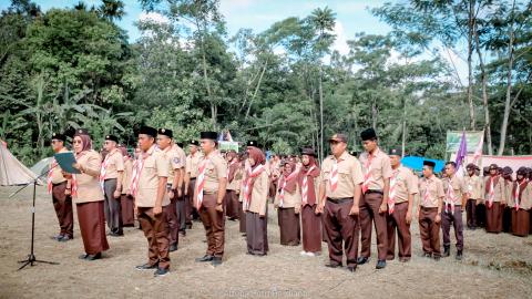 Kwartir Cabang (Kwarcab) Gerakan Pramuka Kabupaten Tanggamus secara resmi melantik tiga Satuan Karya (Saka) untuk masa bakti 2025–2030 di Bumi Perkemahan Kwartir Cabang Tanggamus, Minggu (20/7).