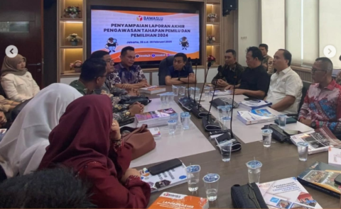 Bawaslu Kabupaten Tanggamus Serahkan Laporan Akhir Tahapan Pemilu ke Bawaslu RI