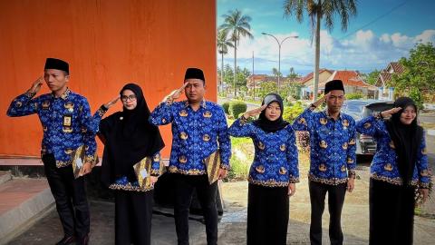 Peringati HUT ke-54 KORPRI, Najih Mustofa Ajak Pegawai Bawaslu Tanggamus Perkuat Rasa Syukur dan Profesionalitas
