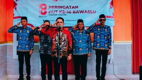 Bawaslu Tanggamus Gelar Apel Peringatan HUT ke-18 Bawaslu RI: Mengukuhkan Demokrasi