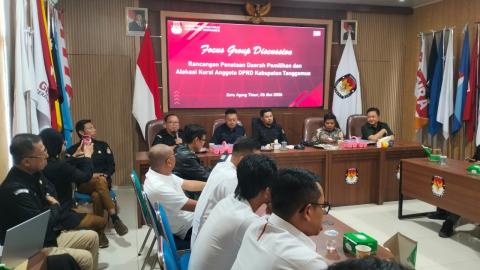 Anggota Bawaslu Kabupaten Tanggamus Hadiri FGD Penataan Dapil dan Alokasi Kursi DPRD Kabupaten Tanggamus untuk Pemilu 2029