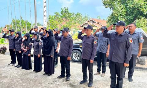 Apel Rutin Senin, Bawaslu Tanggamus Perkuat Disiplin dan Profesionalisme Pengawasan