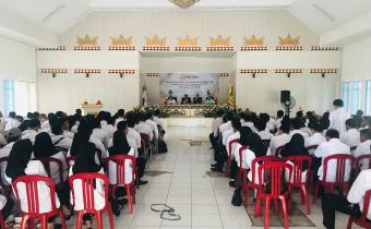 Tanggamus, 22 Januari 2024 - Badan Pengawas Pemilihan Umum (Bawaslu) Kabupaten Tanggamus resmi melantik 1887 Pengawas Tempat Pemungutan Suara (PTPS) sebagai persiapan menghadapi Pemilihan Umum (PEMILU) 2024. Pelantikan ini bertujuan untuk memastikan proses pemungutan suara berjalan dengan adil, transparan, dan bebas dari berbagai bentuk pelanggaran.