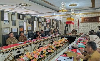 Pada tanggal 12 Februari 2024, anggota Badan Pengawas Pemilu (Bawaslu) Tanggamus, Ikhwanuddin dan Evi Saputra, menghadiri acara rapat koordinasi Forum Koordinasi Pimpinan Daerah (FORKOMPINDA) Kabupaten Tanggamus. Acara ini diselenggarakan di ruang rapat Bupati Tanggamus dengan agenda utama membahas kesiapan menghadapi Pemilu Legislatif dan Pemilu Presiden serta Wakil Presiden 2024 di Kabupaten Tanggamus.