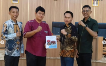 Bawaslu Kabupaten Tanggamus Serahkan Laporan Akhir Divisi Penanganan Pelanggaran Pemilihan Kepala Daerah Tahun 2024 ke Bawaslu RI
