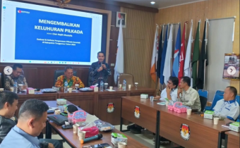 Ketua Bawaslu Tanggamus Jadi Narasumber FGD Evaluasi Pemilihan Bupati dan Wakil Bupati Tanggamus Tahun 2024