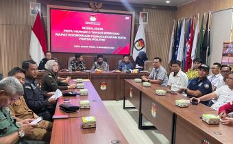 Bawaslu Tanggamus Ikuti Sosialisasi PKPU Nomor 3 Tahun 2025 dan Rakor Pemutakhiran Data Parpol