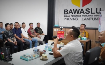 Pimpin Komitmen Integritas, Pimpinan dan Sekretariat Bawaslu Tanggamus Ikuti Rakor LHKPN Periodik 2025