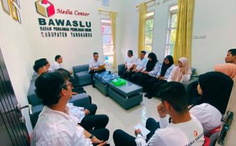 Alvindra Pimpin Rapat Peningkatan Kapasitas, Bawaslu Tanggamus Perkuat Profesionalitas Pegawai
