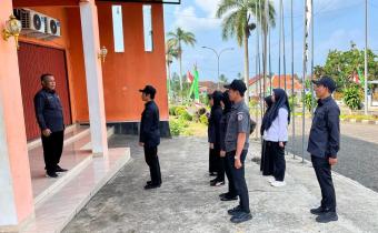 Apel Senin, Bawaslu Tanggamus Tekankan Disiplin, Integritas, dan Kekompakan dalam Menjalankan Tugas